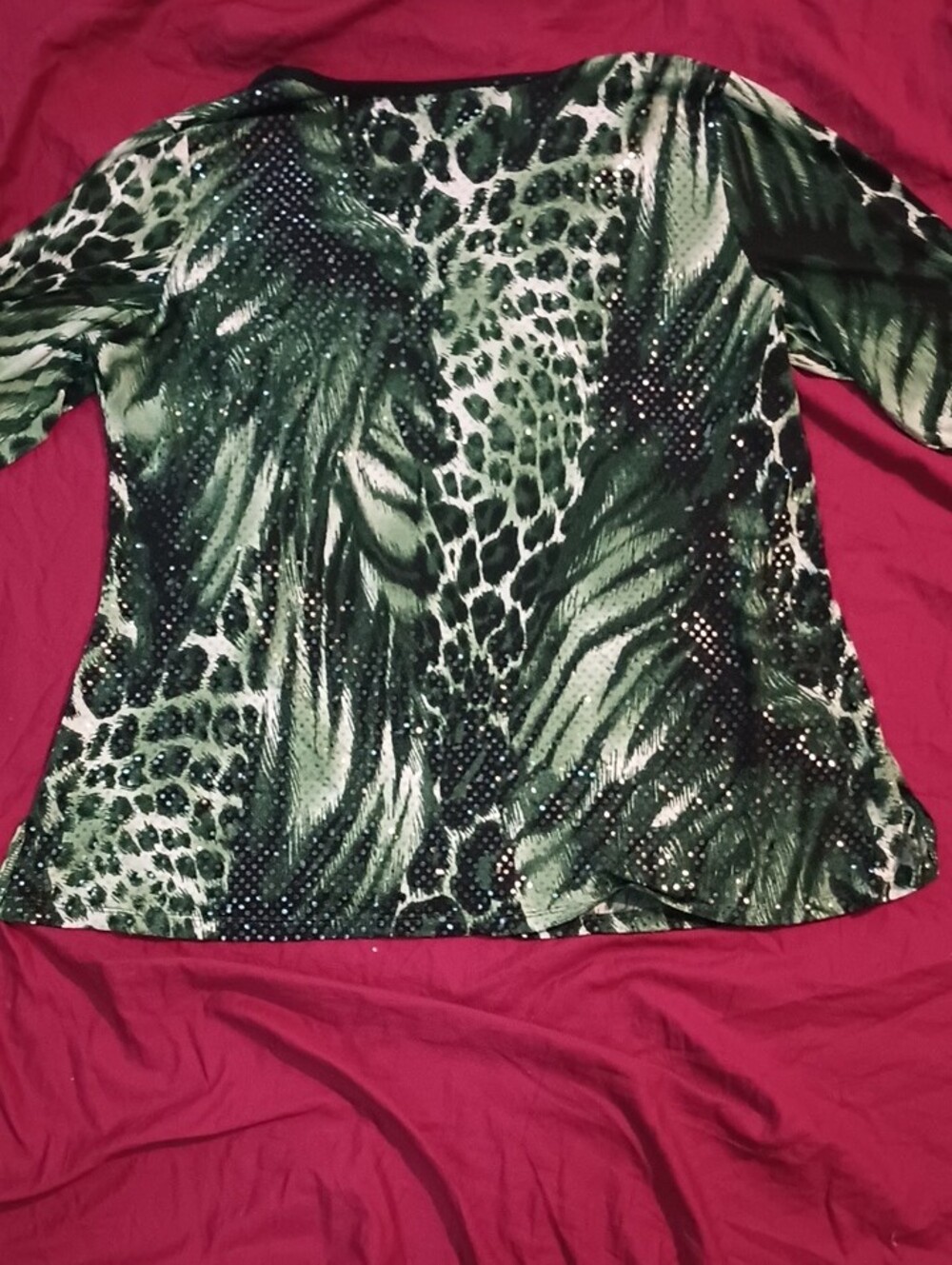 Susan Graver Green Animal-Print V-Neck Long Sleeve Top With Sequins Woman's XL - Picture 10 of 10